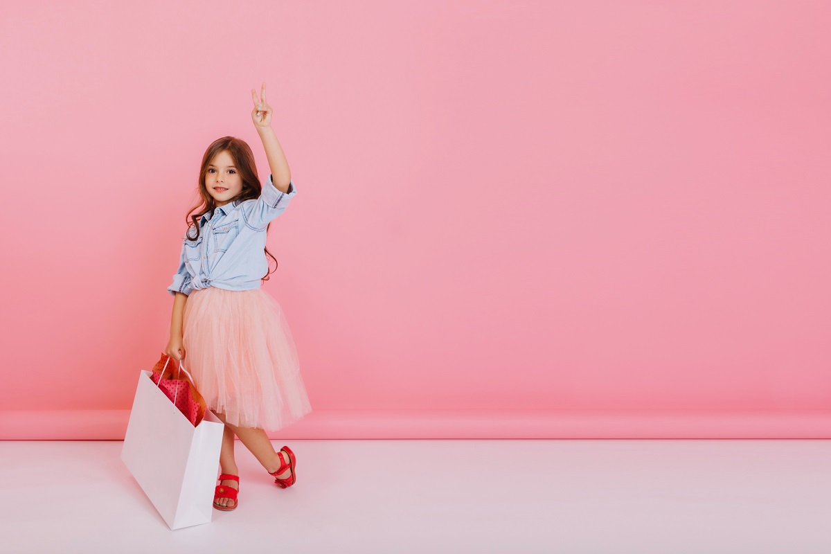 Guia para comprar roupa infantil barata e na moda